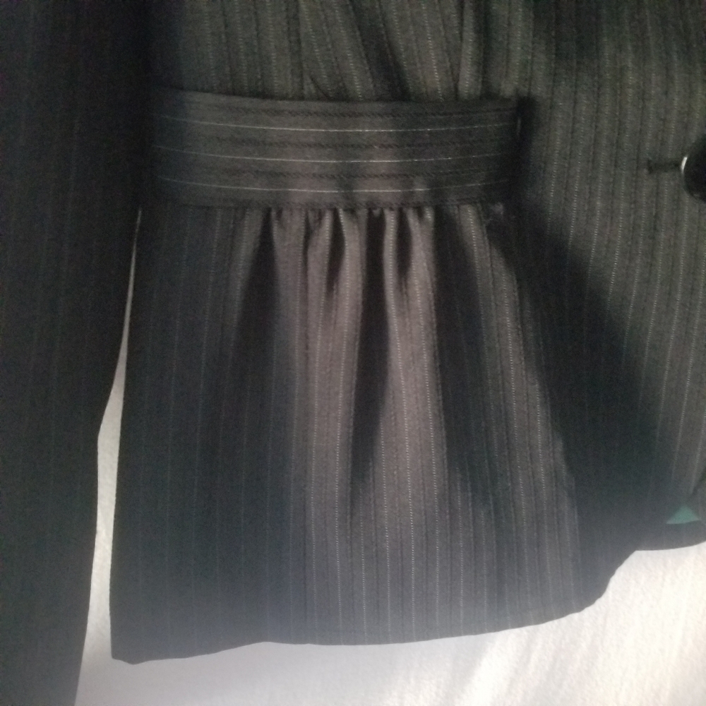 Pinstripe  Jones Wear Peplum Blazer - Picture 5 of 5